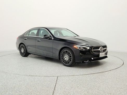 Used 2023 Mercedes-Benz C 300 Sedan image 3