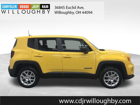 Certified 2023 Jeep Renegade Latitude image 4