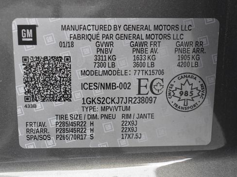 Used 2018 GMC Yukon Denali image 2