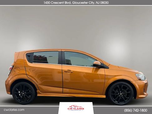 Used 2017 Chevrolet Sonic LT w/ Convenience Package image 5