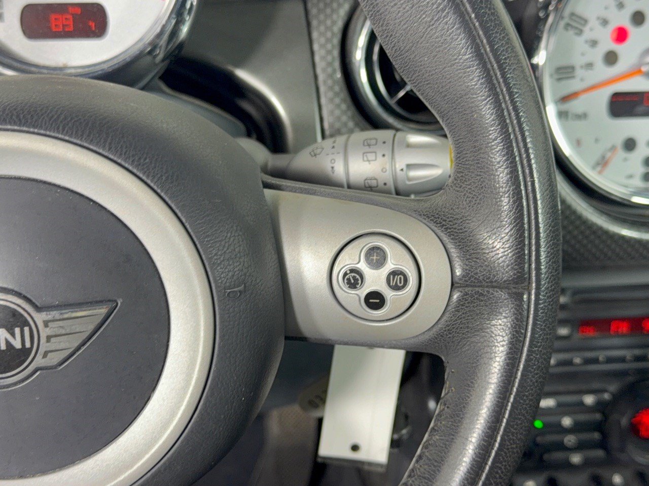 Used 2006 MINI Cooper Hardtop FWD image 18