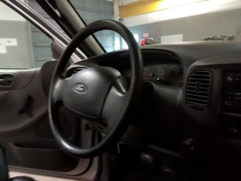 Used 2003 Ford F150 XL RWD image 29