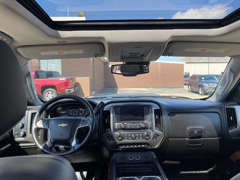 Used 2018 Chevrolet Silverado 2500 High Country w/ Duramax Plus Package image 22