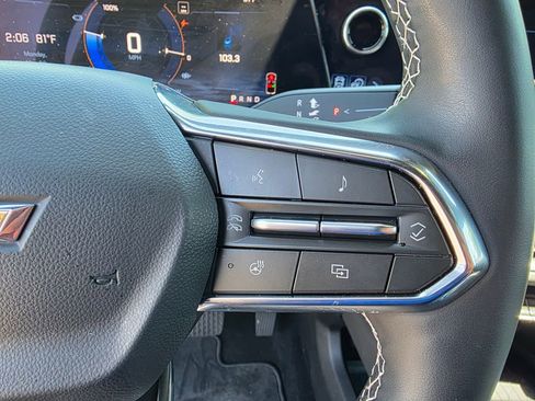 Used 2025 Chevrolet Equinox EV LT w/ Convenience Package FWD image 23