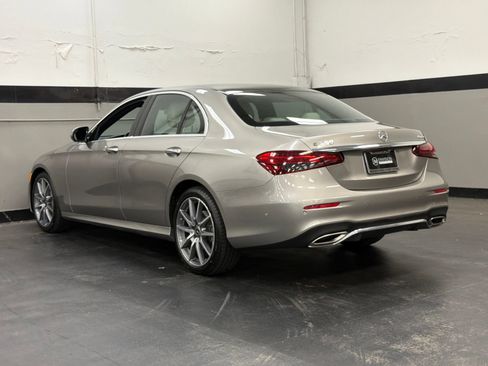Used 2023 Mercedes-Benz E 350 4MATIC Sedan image 9