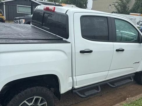 Used 2022 GMC Canyon AT4 w/ Trailering Package AWD/4WD image 9