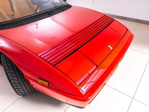 Used 1992 Ferrari Mondial T Cabriolet image 10