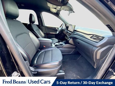 Used 2023 Ford Escape ST-Line w/ Tech Pack #1 AWD/4WD image 35
