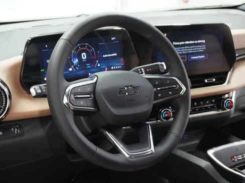 New 2026 Chevrolet Equinox ACTIV w/ Convenience Package III image 19