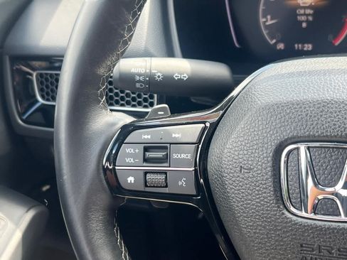 Used 2025 Honda Civic Sport image 19