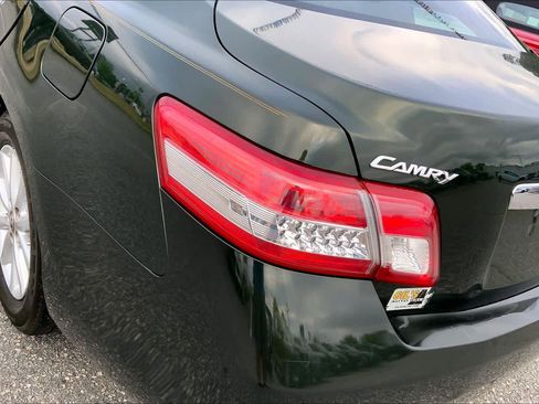Used 2011 Toyota Camry XLE w/ XLE Extra-Value Pkg #1 FWD image 26