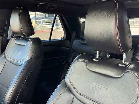 Certified 2022 Ford Explorer ST w/ Equipment Group 401A image 11