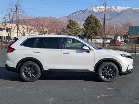 New 2026 Honda CR-V EX-L image 2