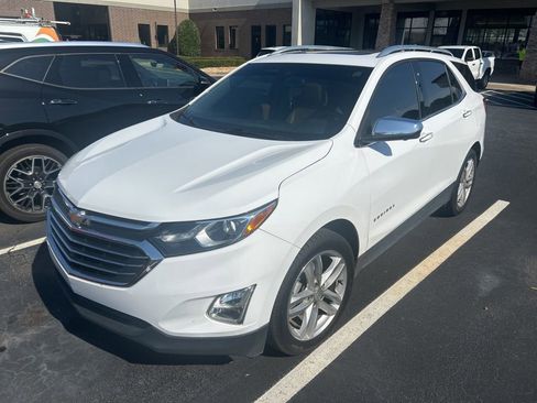 Used 2019 Chevrolet Equinox Premier image 2