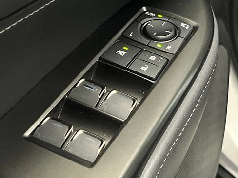 Used 2025 Lexus NX 250 FWD w/ Premium Package image 19