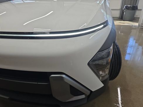 New 2026 Hyundai Kona SE FWD image 32
