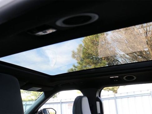 New 2026 Ford Explorer ST-Line w/ ST-Line Street Pack image 21