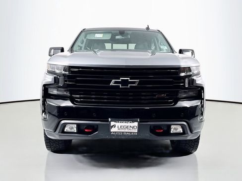 Used 2021 Chevrolet Silverado 1500 LT Trail Boss w/ Convenience Package II image 2