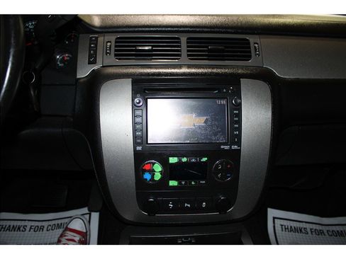 Used 2013 Chevrolet Tahoe LTZ image 33