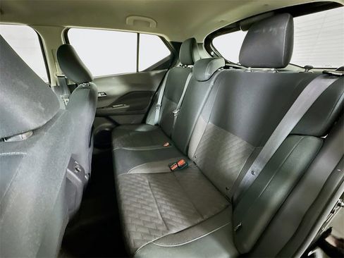 Used 2024 Nissan Kicks SV image 14