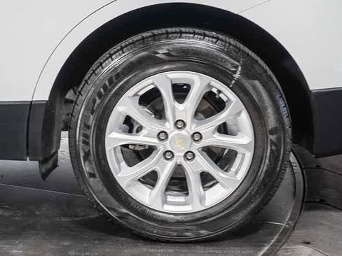 Used 2019 Chevrolet Equinox LS image 11
