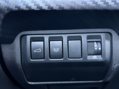 Used 2023 Subaru Ascent Premium w/ Convenience Package image 29