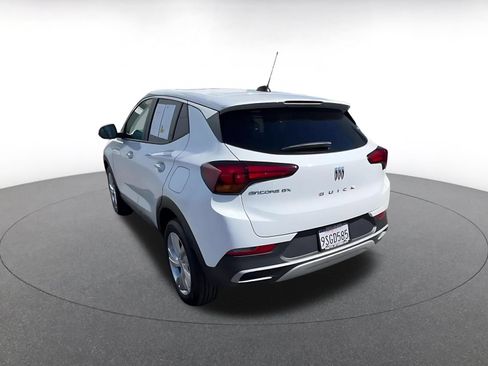 Used 2025 Buick Encore GX Preferred FWD image 11
