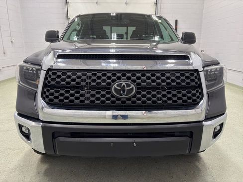 Used 2020 Toyota Tundra SR5 w/ TRD Off-Road Package AWD/4WD image 9