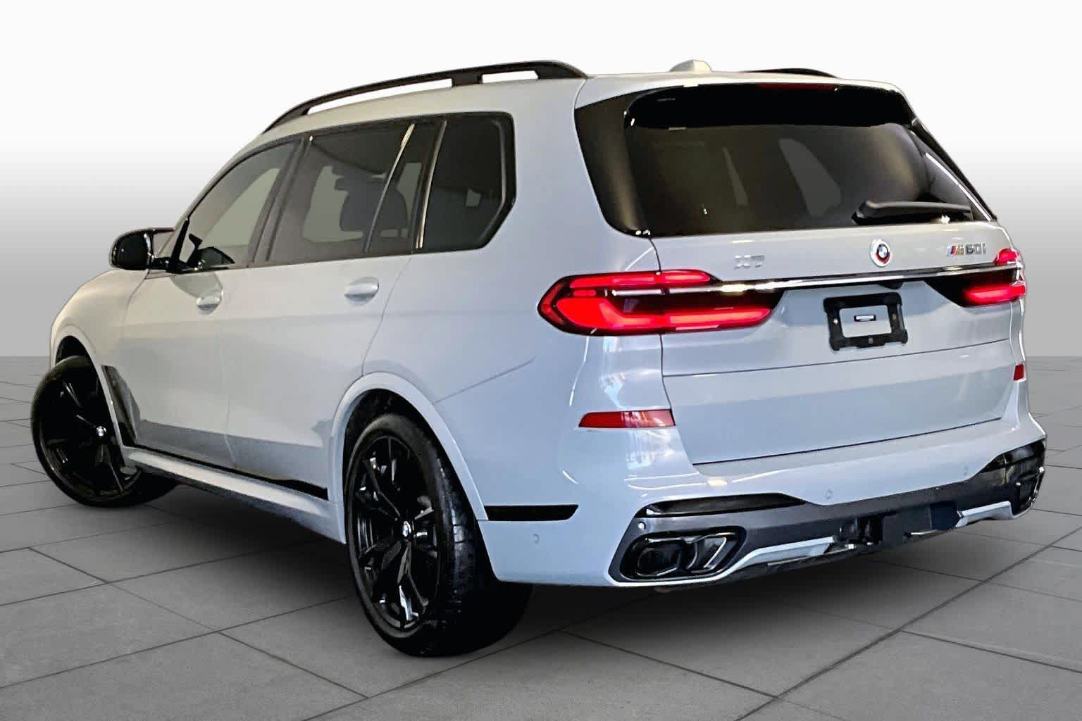 Used 2023 BMW X7 M60i w/ Executive Package AWD/4WD image 12