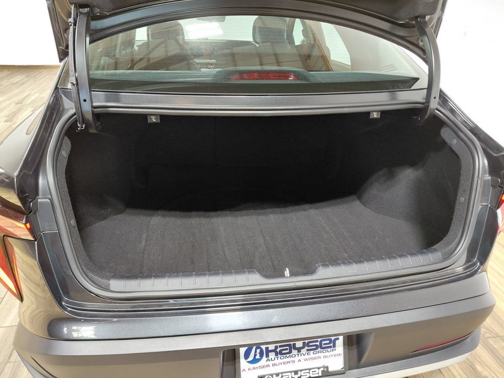Used 2025 Kia K4 FWD image 41
