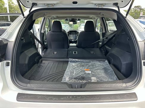 Used 2026 Subaru Crosstrek 2.5i Premium AWD/4WD image 13