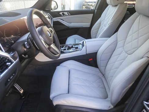 Used 2026 BMW X5 sDrive40i w/ M Sport Package RWD image 14