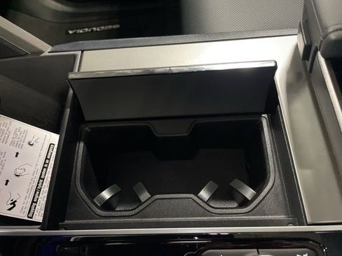 Used 2025 Toyota Sequoia SR5 image 40