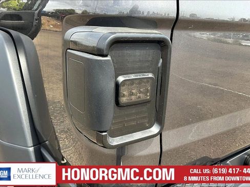 Used 2022 Jeep Gladiator Mojave w/ Trailer Tow Package AWD/4WD image 23