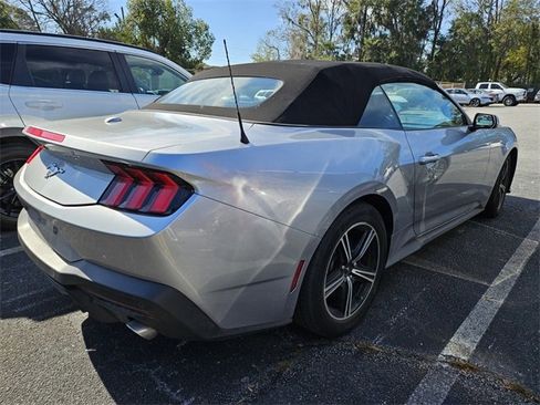 Used 2025 Ford Mustang EcoBoost image 6