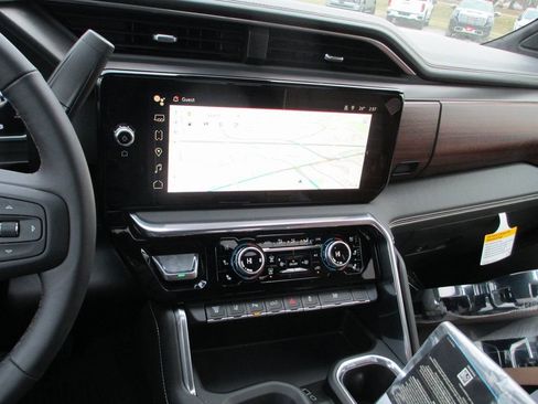 New 2026 GMC Sierra 3500 Denali Ultimate image 18