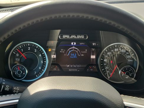 Used 2023 RAM 1500 Big Horn AWD/4WD image 19