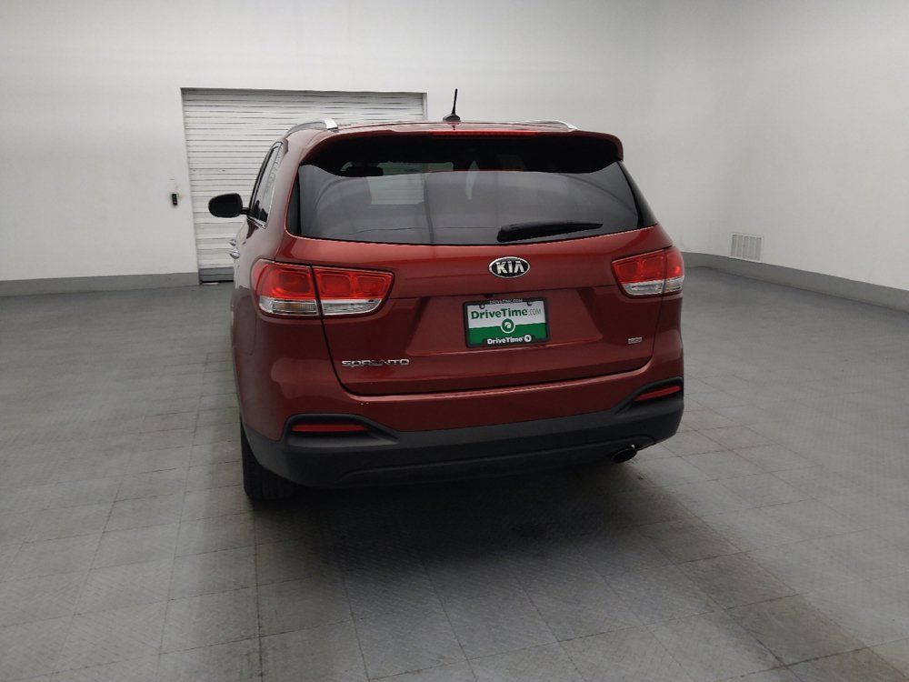 Used 2017 Kia Sorento FWD image 6