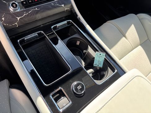 New 2025 Lincoln Aviator Black Label image 25