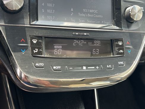 Used 2016 Toyota Avalon Limited FWD image 20