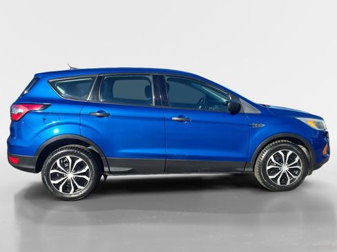 Used 2017 Ford Escape S image 6