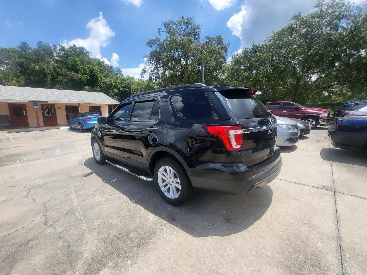Used 2017 Ford Explorer FWD image 21