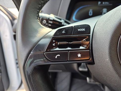 Certified 2025 Hyundai Elantra Sport FWD image 16