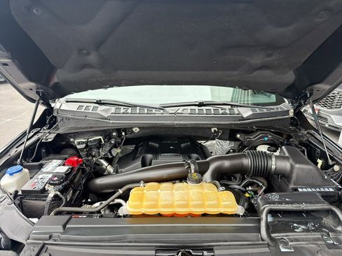 Certified 2018 Ford F150 Lariat w/ Equipment Group 502A Luxury image 5