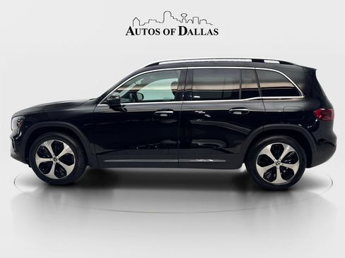 Used 2025 Mercedes-Benz GLB 250 4MATIC image 5