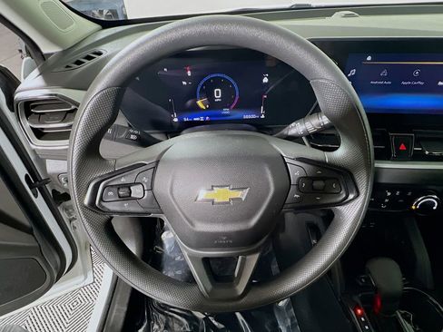 Used 2025 Chevrolet TrailBlazer LT AWD/4WD image 10