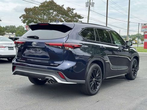 Used 2025 Toyota Highlander XSE AWD/4WD image 23