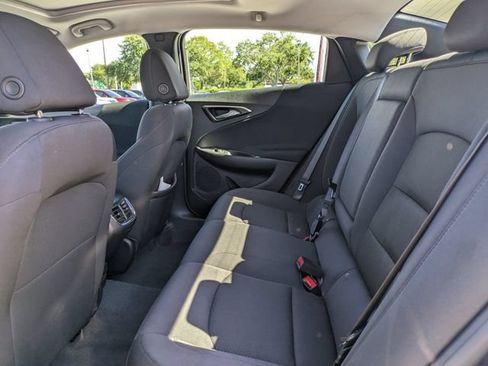 Used 2023 Chevrolet Malibu LT FWD image 13