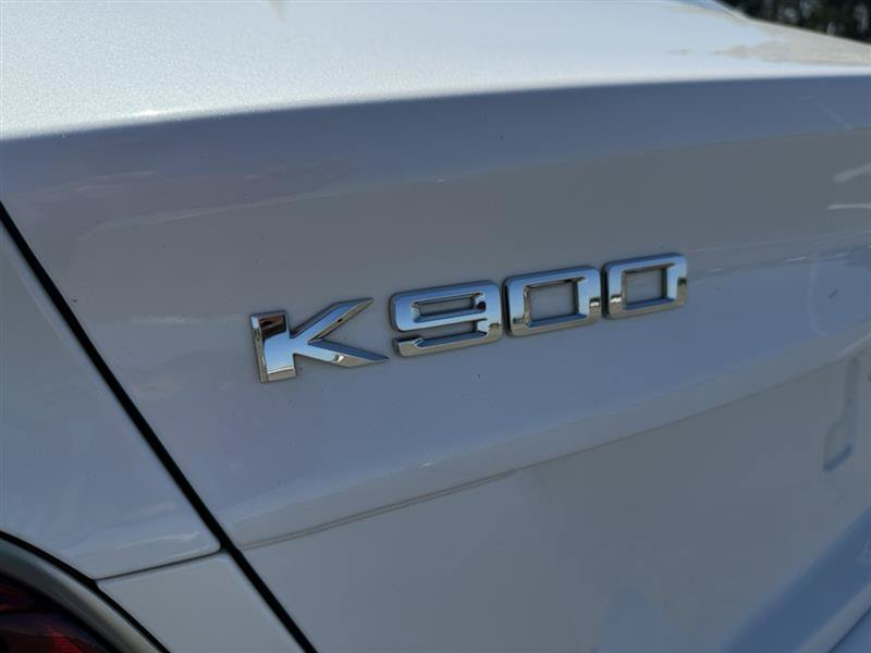 Used 2019 Kia K900 Luxury w/ VIP Package AWD/4WD image 9