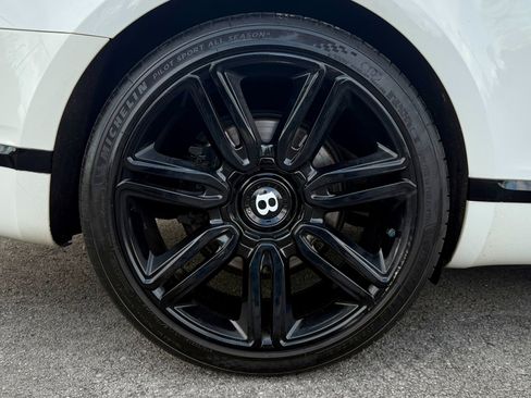 Used 2017 Bentley Continental GT image 35